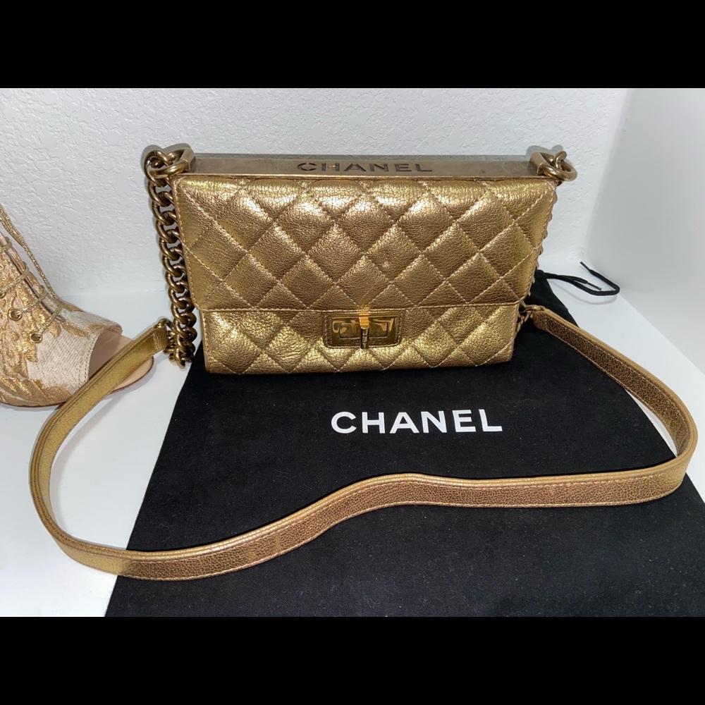 AUTHENTIC 💯 Gold Metallic Chanel Reissue Bag